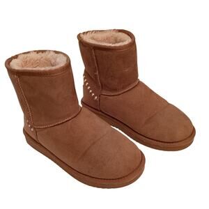 Camel Crown Ladies Chestnut color, Faux Suede, Sherpa Lined, Booties Size 7.5